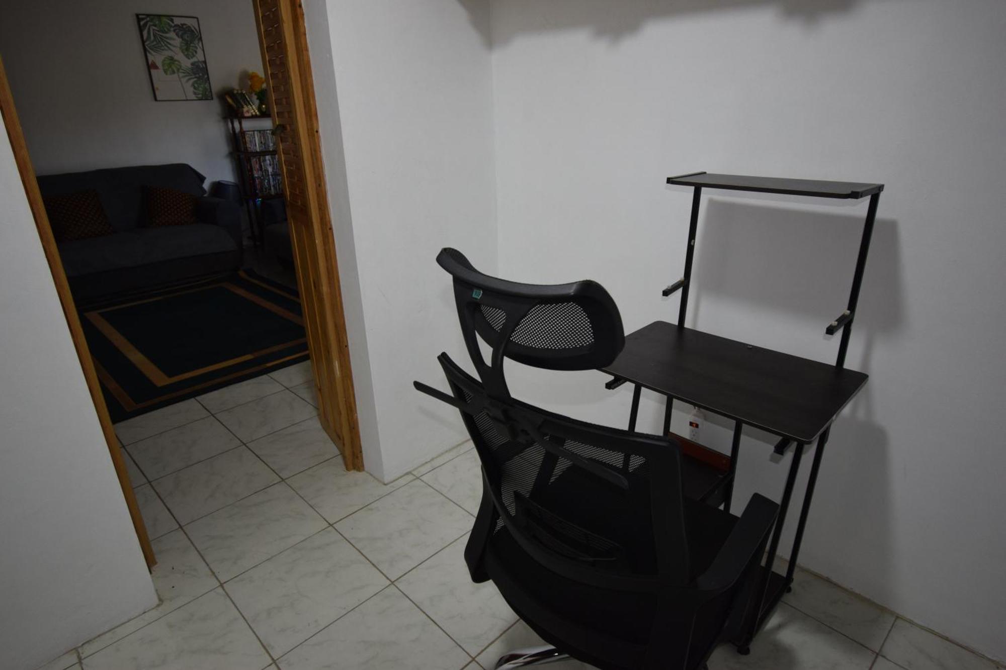 Harriott Heights Apartment แมนเดอวิลล์ ภายนอก รูปภาพ